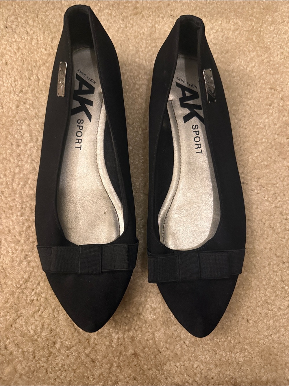 Black Anne Klein Pointed Toe Ballet Flats with Bow
